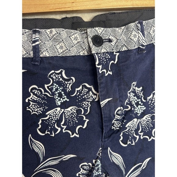 Scotch and Soda Men's 29 Sea You Shorts Navy Blue White Floral Pattern - Picture 2 of 7